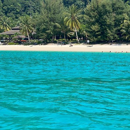 Hotel Perhentian Suria Kampong Pasir Petani Esterno foto