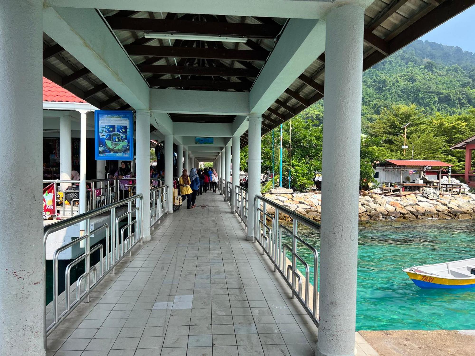 Hotel Perhentian Suria Kampong Pasir Petani Esterno foto