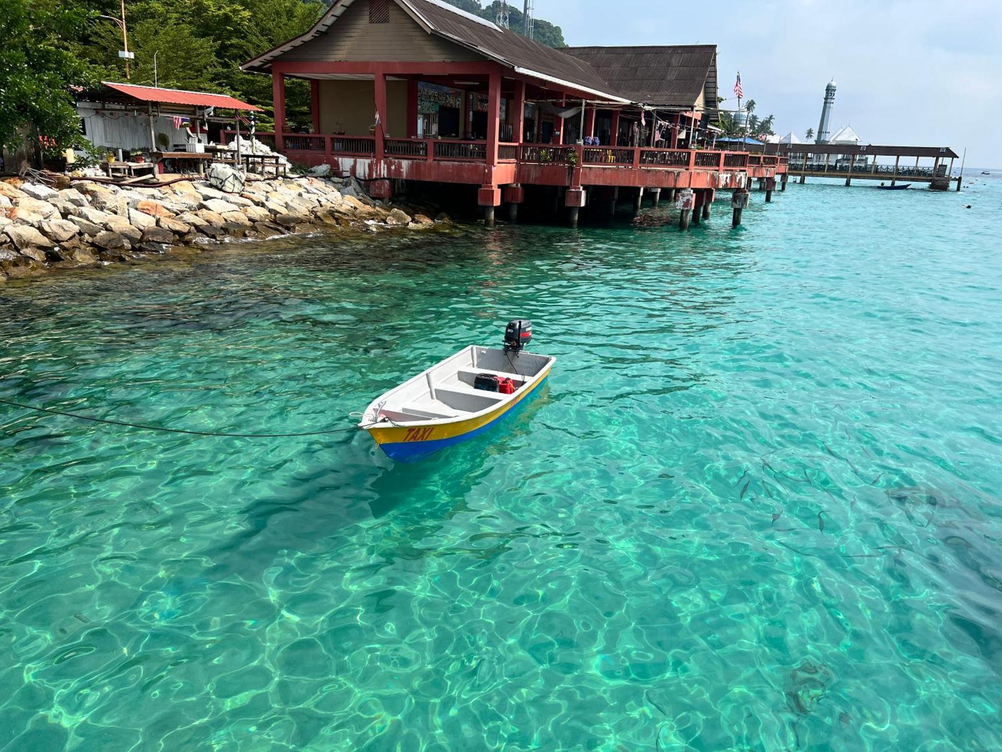 Hotel Perhentian Suria Kampong Pasir Petani Esterno foto